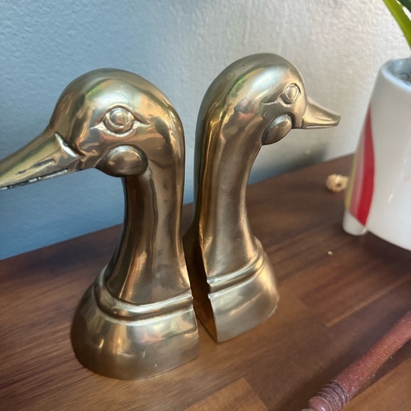Elegant Brass Duck Bookends - Picture 2 of 11